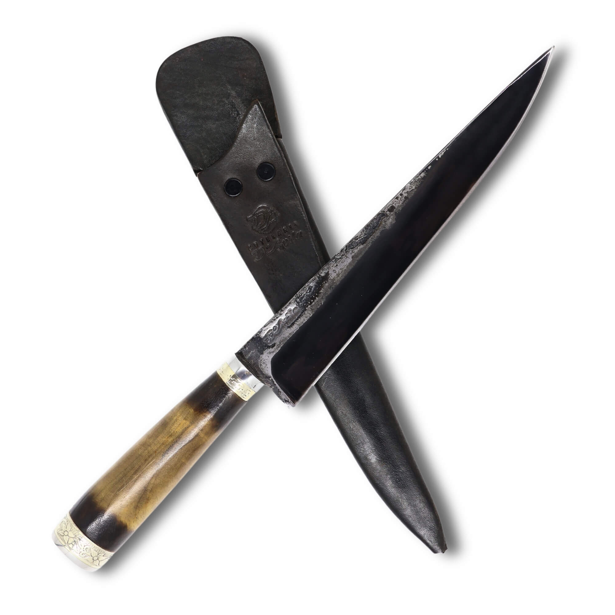 Faca Tradicional Gaúcha Torneada em aço carbono 8" Brut Forj Fosfatizado, cabo em madeira queimada.
