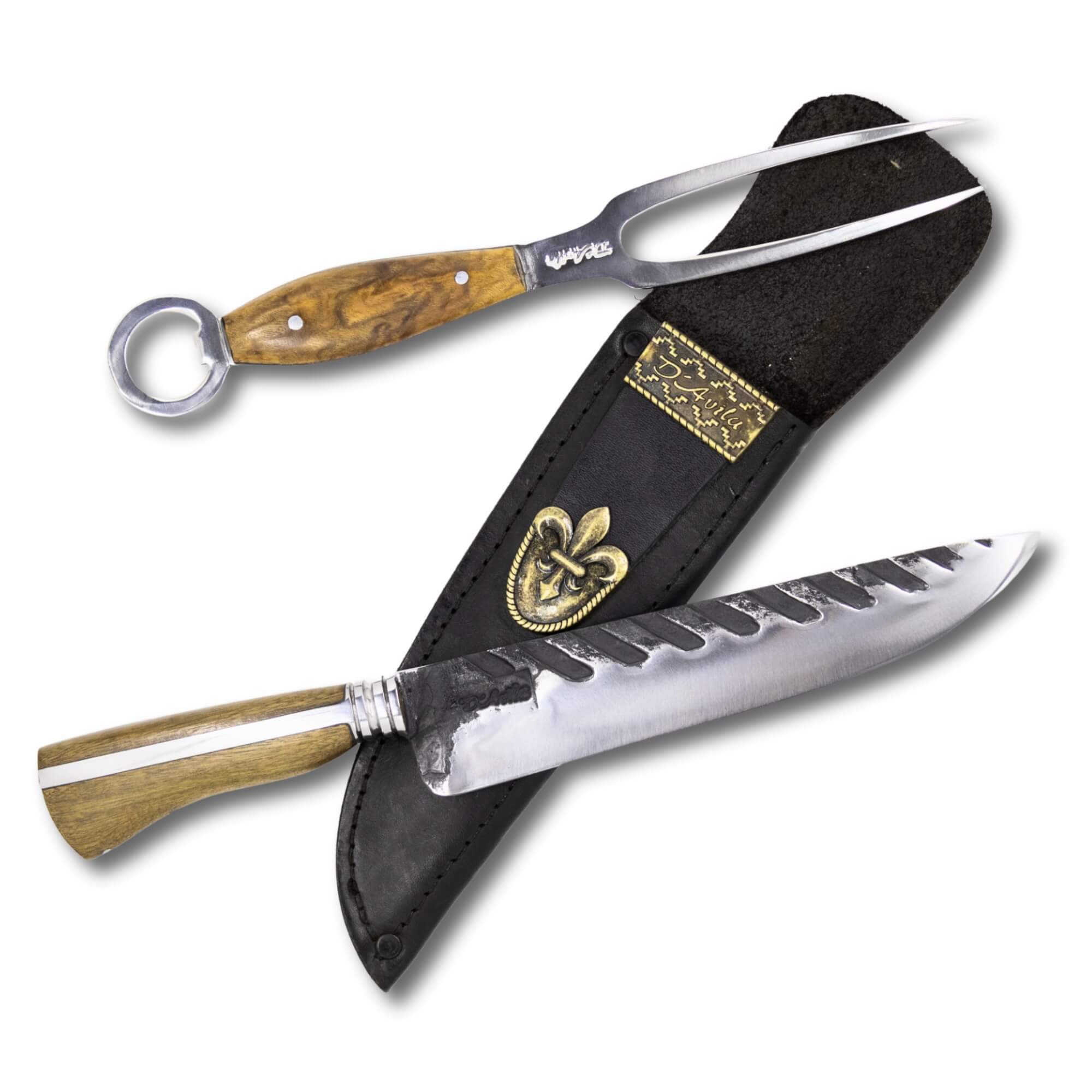 Conjunto Garfo Trinchante P e Faca Churrasco 8" Invertida em aço carbono Tratorado, cabo em madeira nobre.